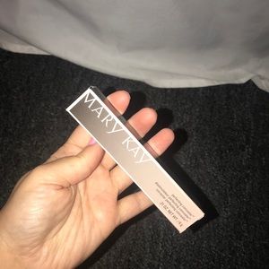 Mary Kay Perfecting Concealer